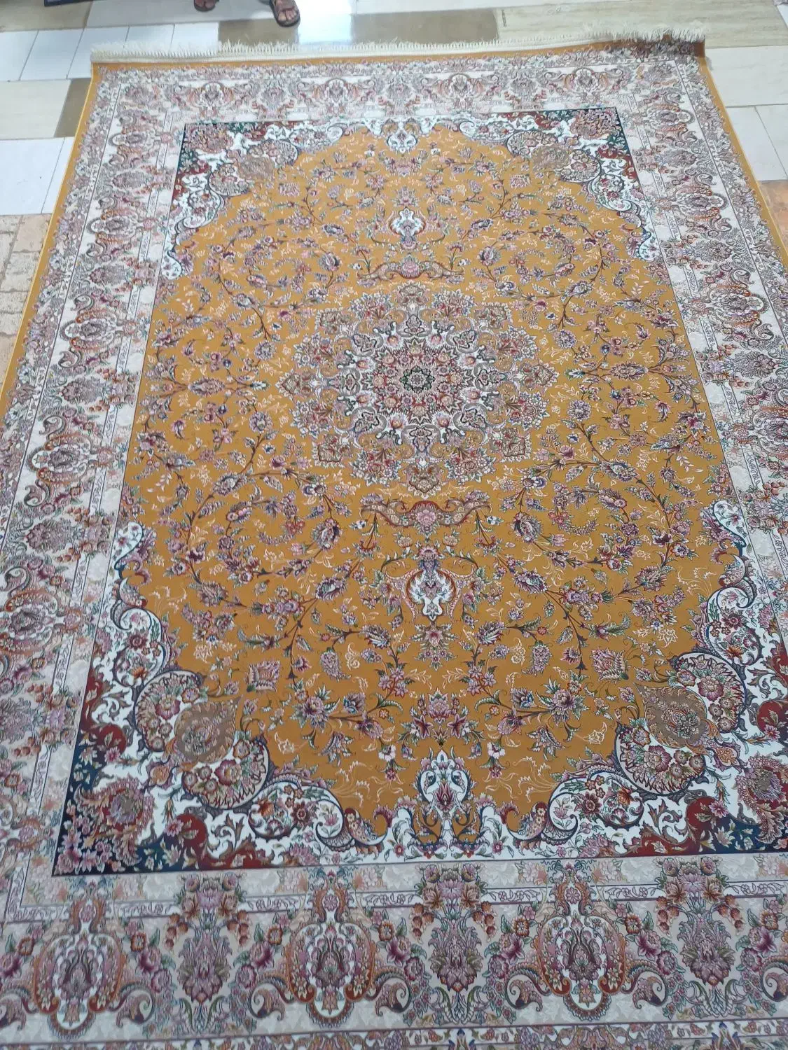 سرای فرش زارعی|فرش|اردکان, |دیوار