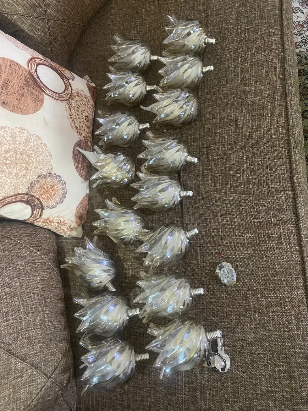 لاله لوستر با لامپ مهتابی آفتابی|لوستر و چراغ آویز|تهران, خلیج فارس|دیوار