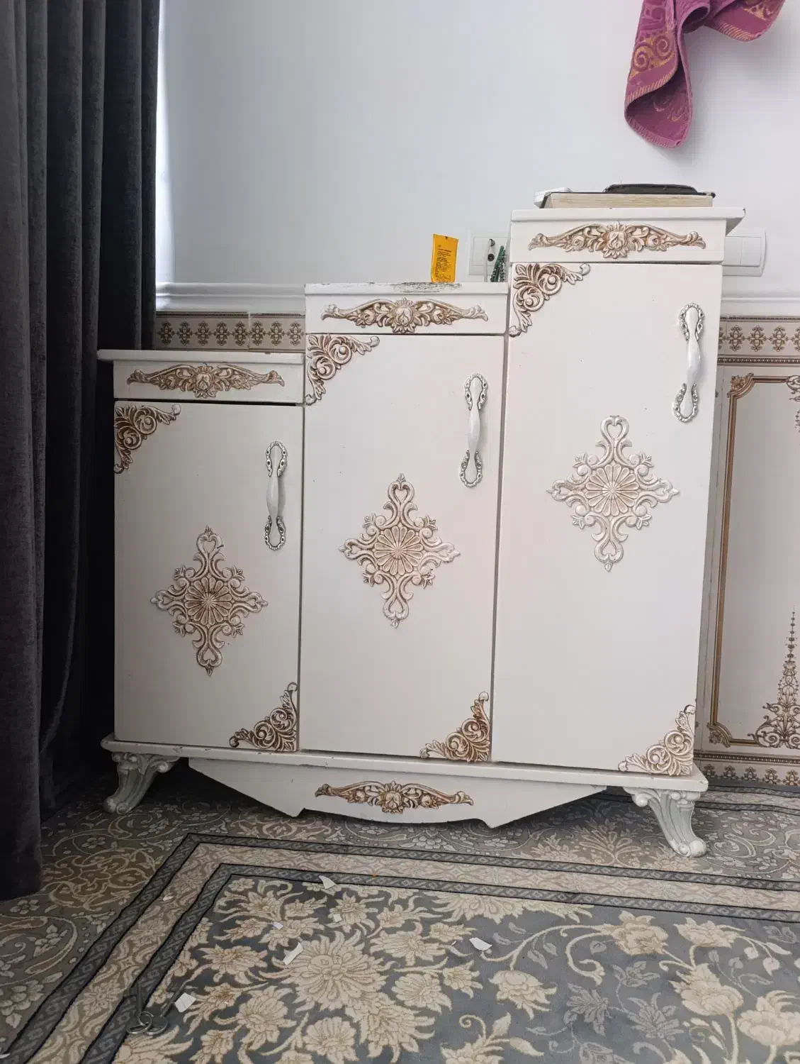 لوازم خانه در حد نو|جاکفشی، کمد، دراور|رومشکان, |دیوار