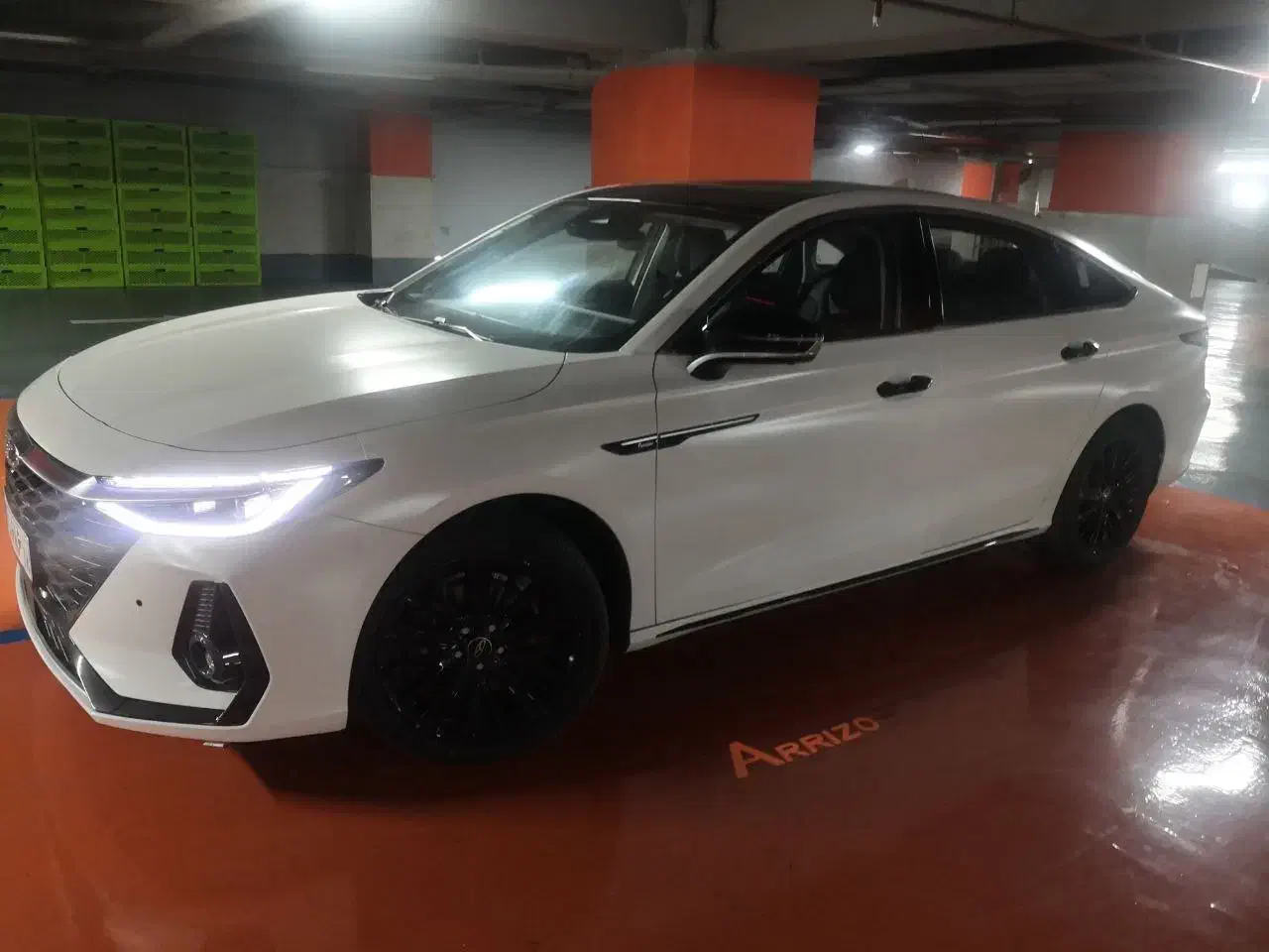 فروش آریزو ۸ سفید صفر مدل ۱۴۰۴|خودرو سواری و وانت|یزد, |دیوار