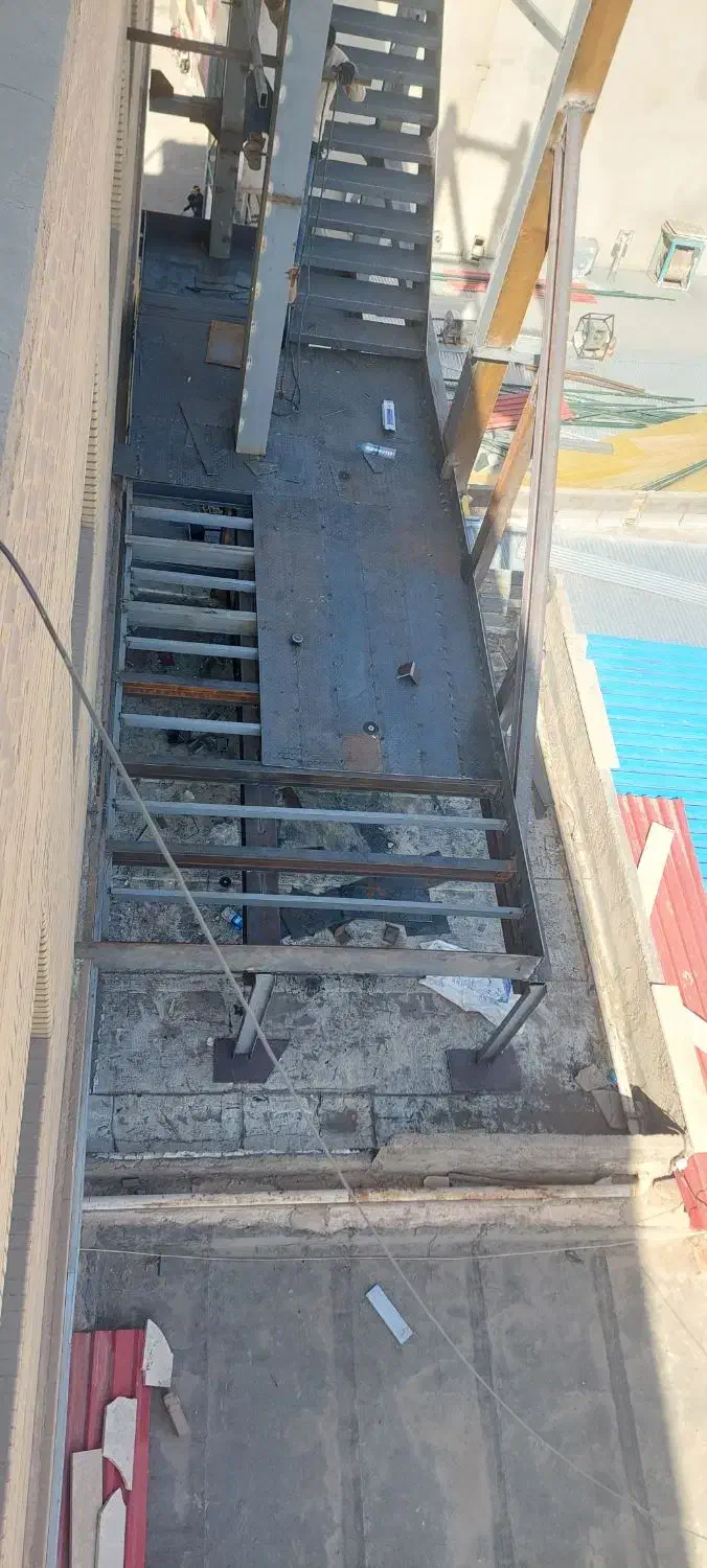 خدمات جوشکاری ساخت و نصب شیروانی|خدمات پیشه و مهارت|آران و بیدگل, |دیوار