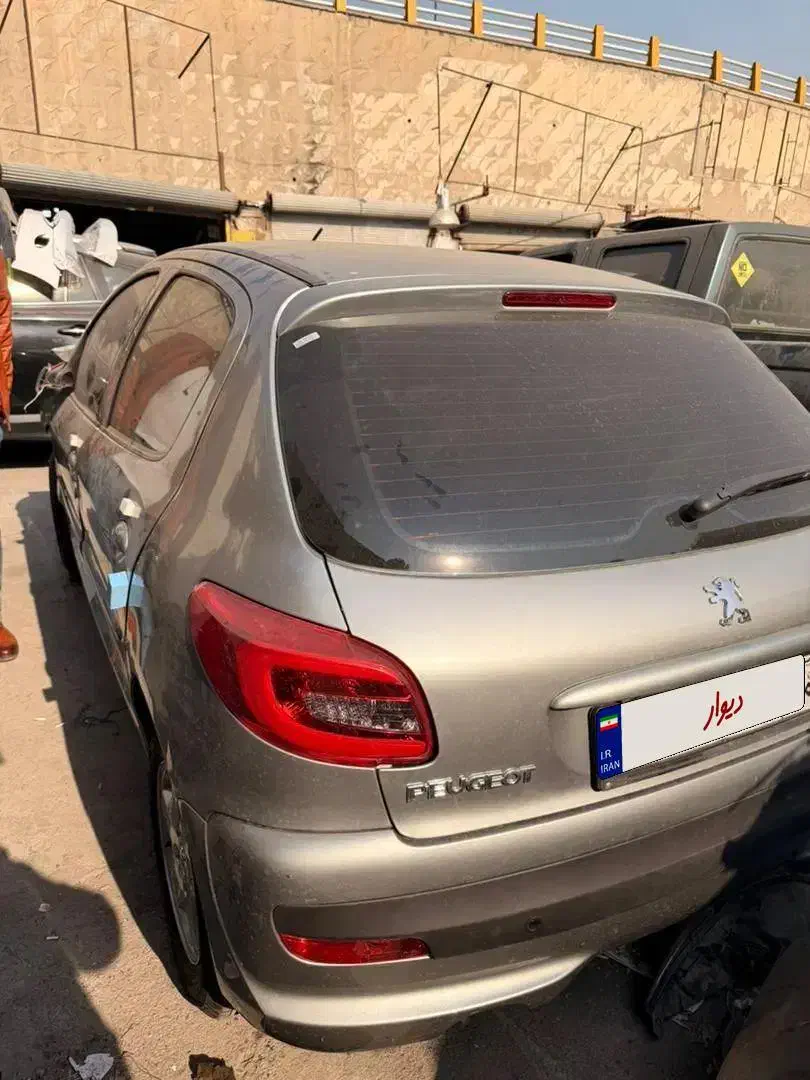 ۲۰۷ اتومات ۱۴۰۴ خشک تصادفی|خودرو سواری و وانت|تهران, شهرک آپادانا|دیوار