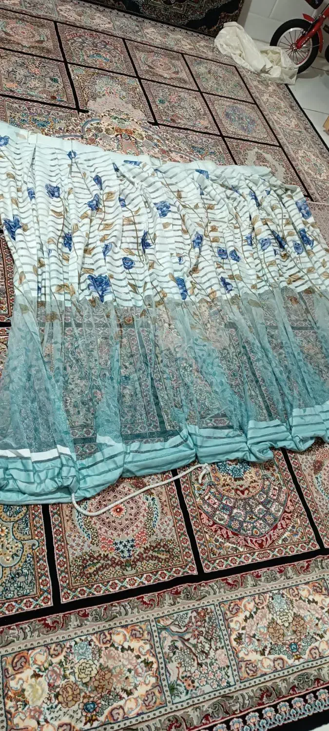 پرده درحد نو خیلی کم استفاده شده سه عدد|پرده، رانر، رومیزی|قم, سید معصوم|دیوار