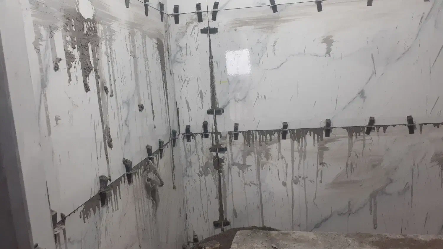 نیازمند نیرو کاشی کار و کارگر|استخدام معماری، عمران و ساختمانی|شیروان (خراسان), |دیوار