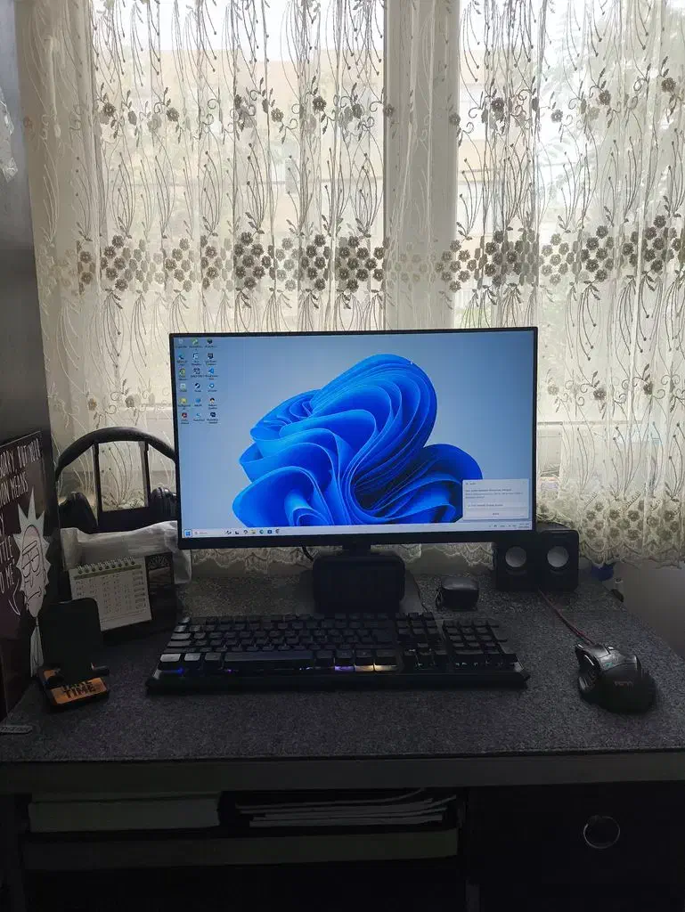 مانیتور ۲۴ اینچ ال جی آک|قطعات و لوازم جانبی رایانه|قم, نیروگاه|دیوار