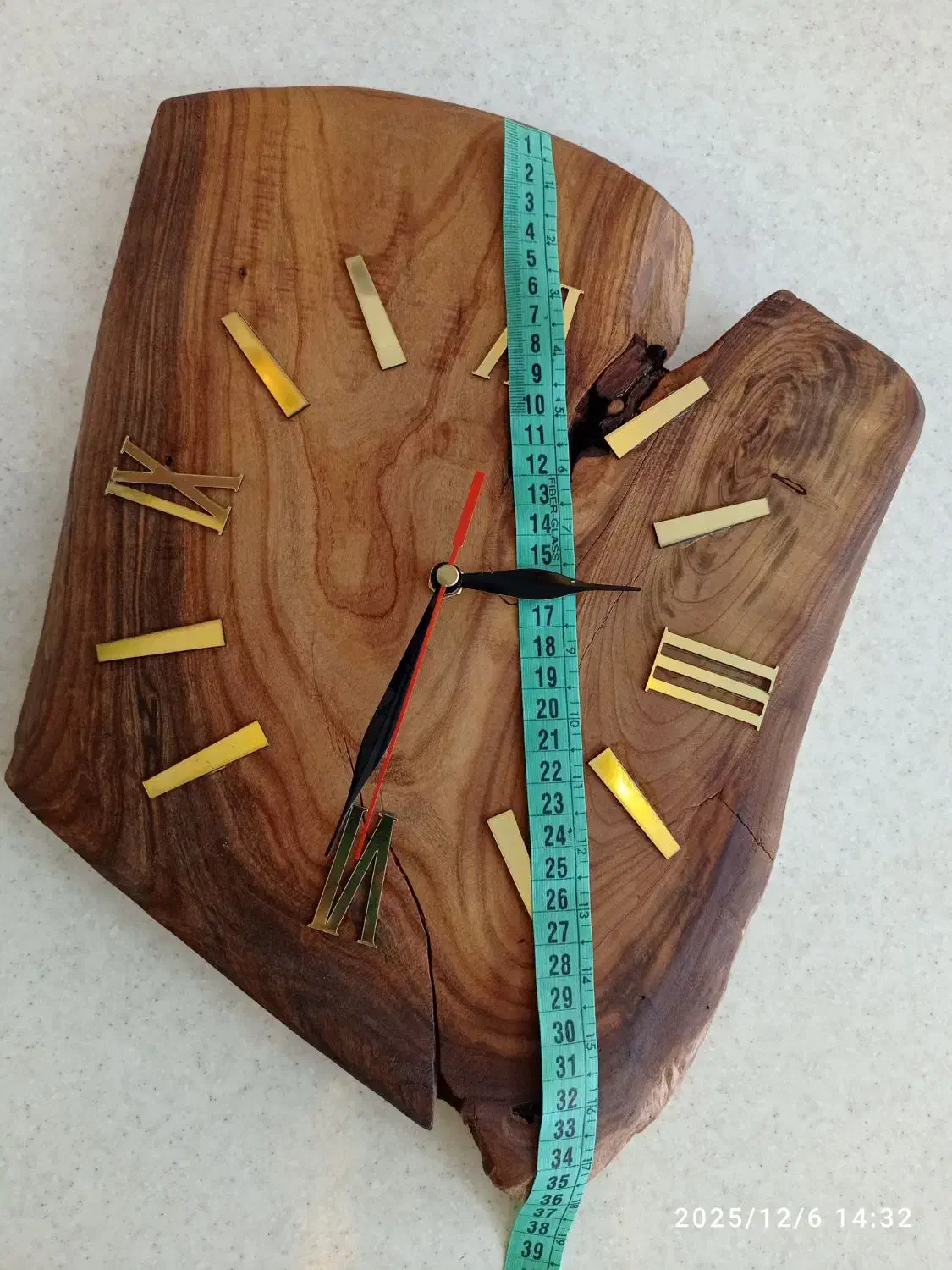 ساعت چوبی زیبا|ساعت دیواری و تزئینی|زرند, |دیوار