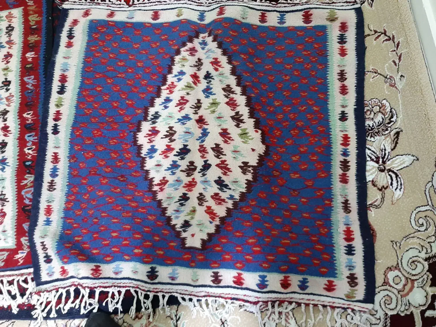 گلیم دستبافت پشمی کامو|گلیم، جاجیم، گبه|هرسین, |دیوار