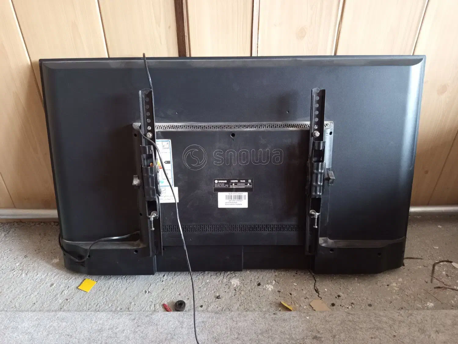 تلویزیون اسنوا|تلویزیون و پروژکتور|سیلوانه, |دیوار