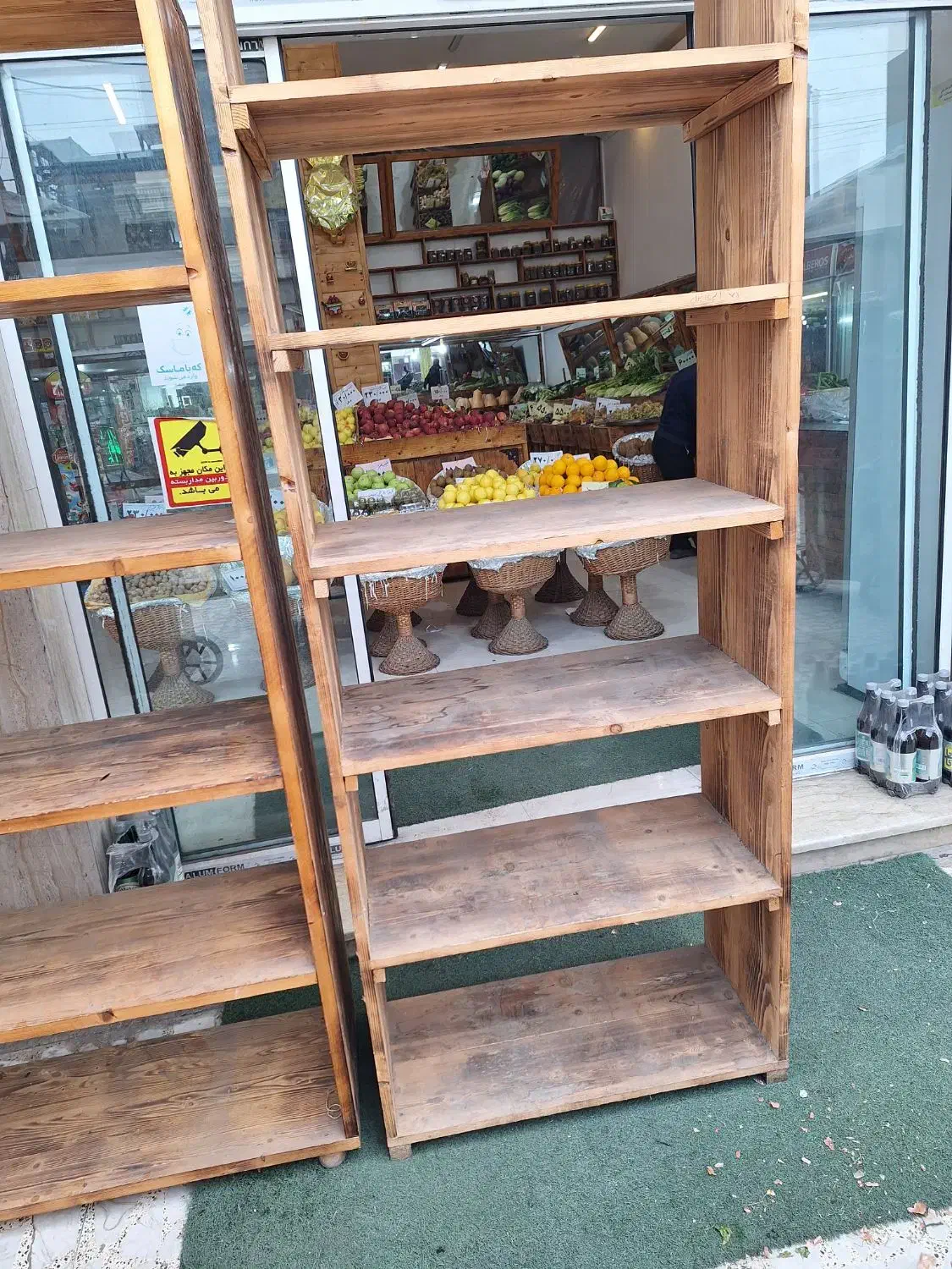 ویترین  با چوب نراد|کتابخانه، شلف، قفسه‌های دیواری|تنکابن, |دیوار