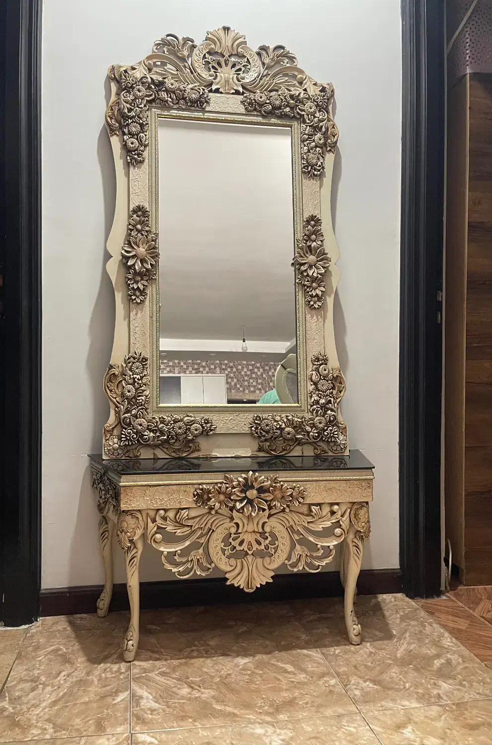 آینه|مبلمان خانگی و میز عسلی|بابل, |دیوار