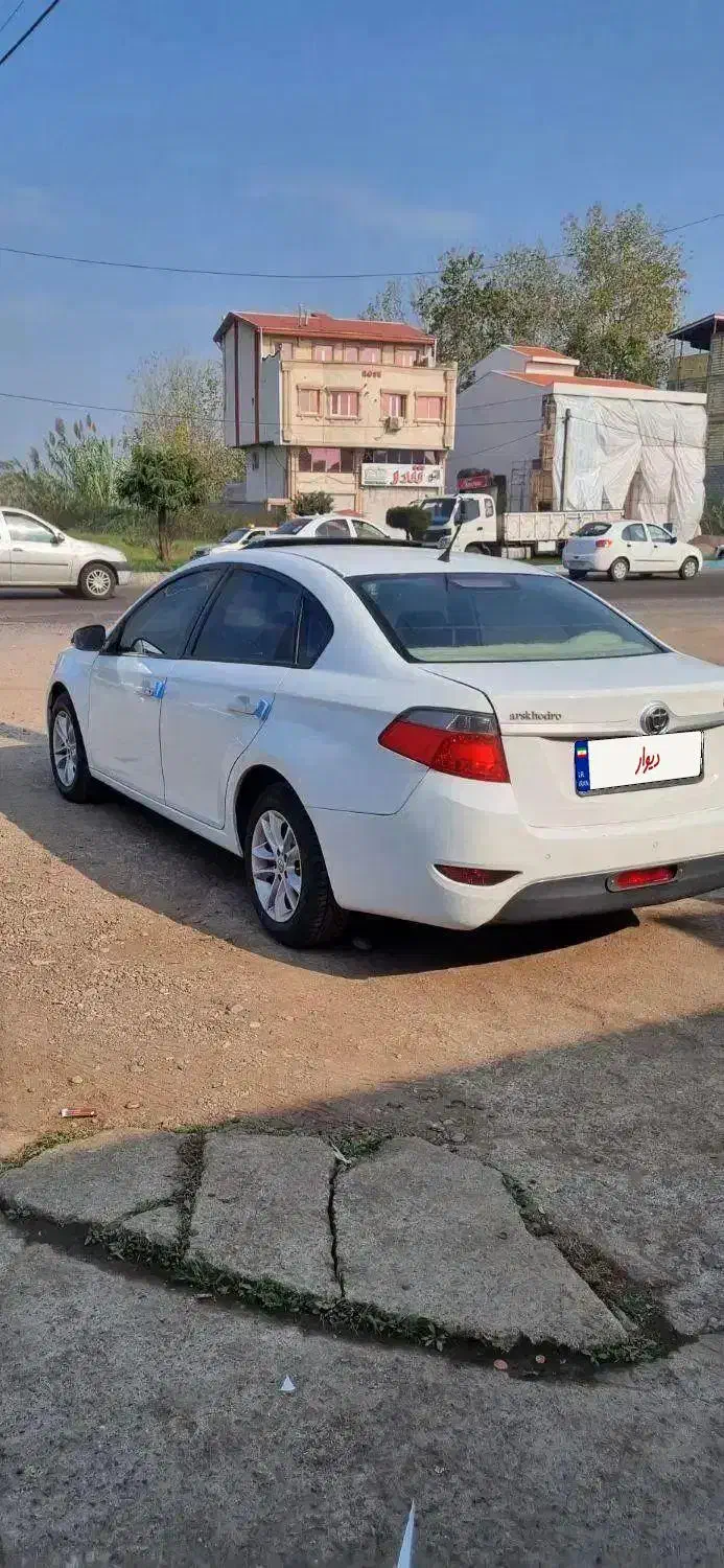 برلیانس h330 مدل 1396 تو مشکی|خودرو سواری و وانت|کوچصفهان, |دیوار