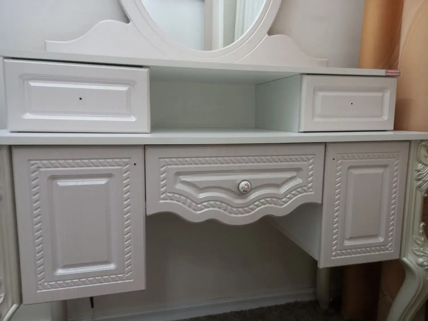 میز آرایش|تخت و سرویس خواب|تهران, شهرک گلها (تهرانسر)|دیوار