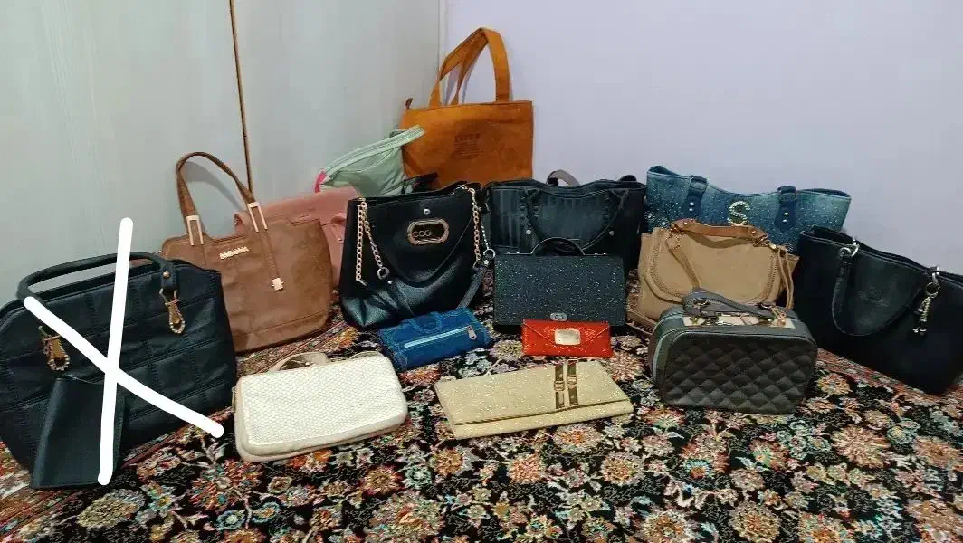 کیف زنانه ودخترانه عکس آخری بچگانه|کیف، کفش، کمربند|وحیدیه, |دیوار
