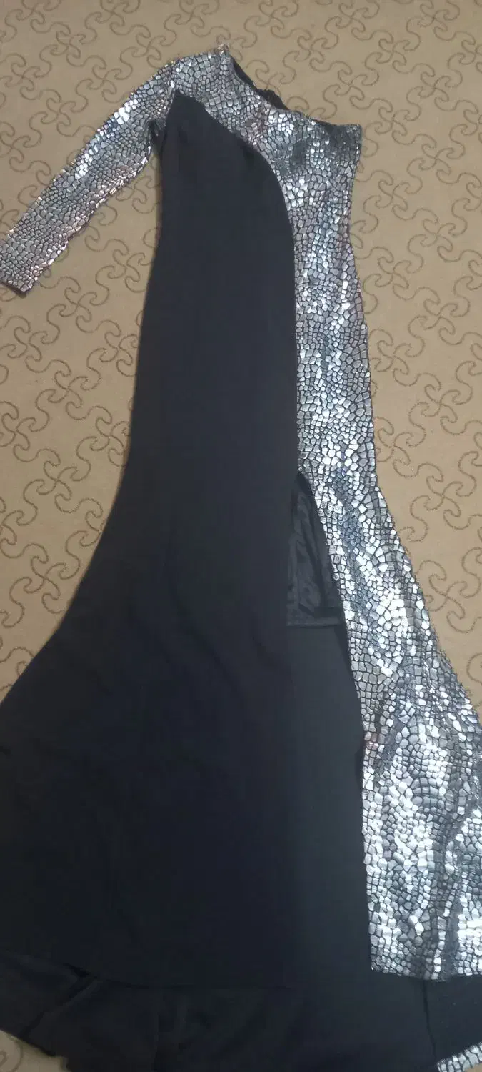 لباس مجلسی زنانه در حد نو|لباس|قم, شهرک طالقانی|دیوار