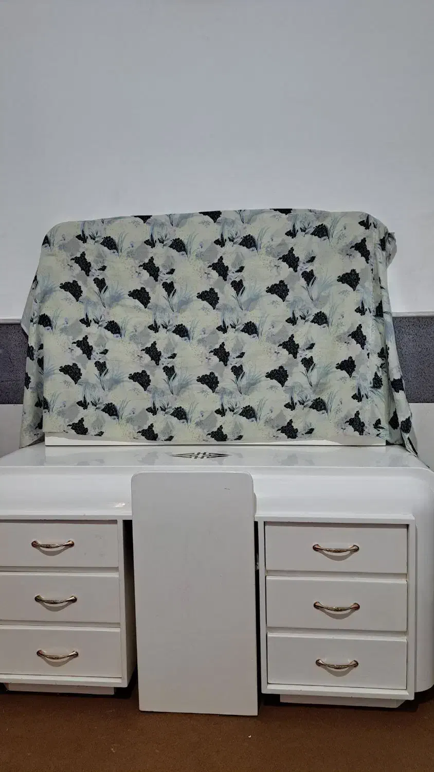 میز ارایشی|میز و صندلی غذاخوری|قم, تولید دارو و یخچال|دیوار