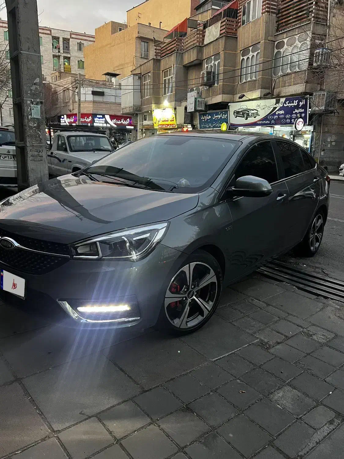 اریزو 5|خودرو سواری و وانت|تهران, میرداماد|دیوار