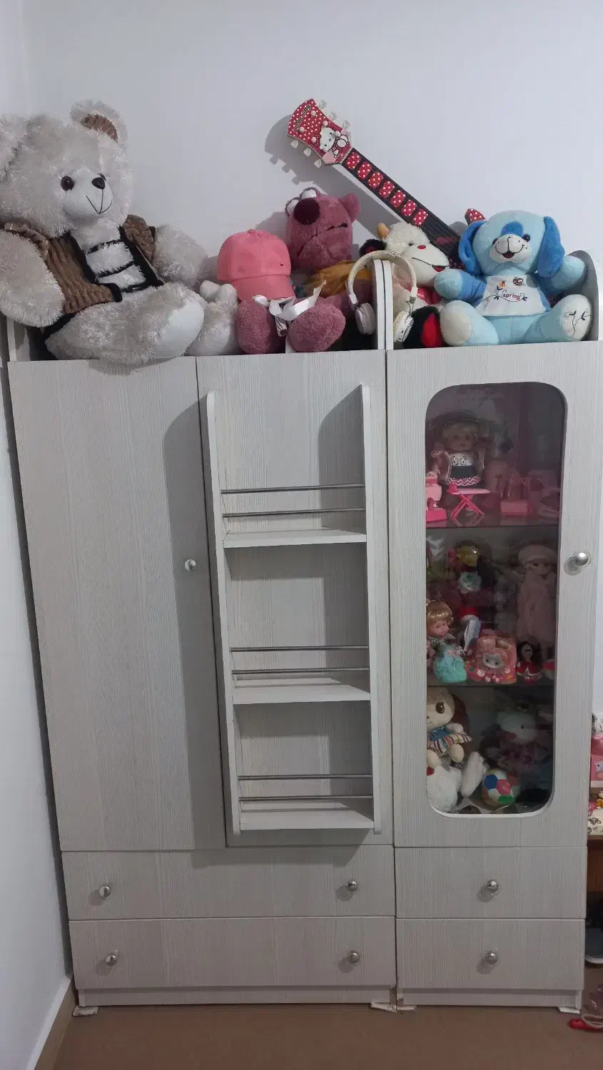 کمد بچه در حد نو قیمت توافقی|جاکفشی، کمد، دراور|ازنا, |دیوار