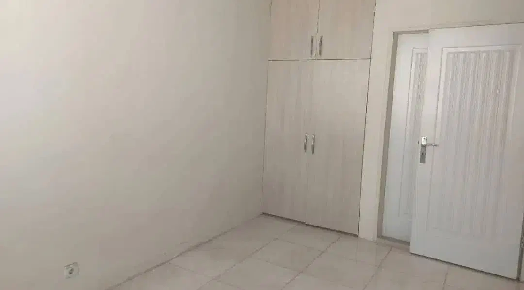 ۸۰متر/۲خواب/فول‌امکانات/نوساز/بهنود