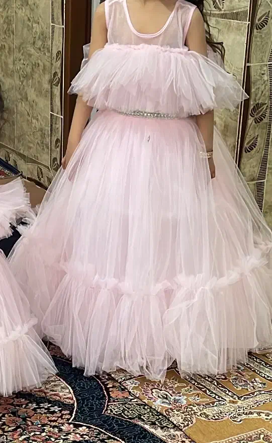 لباس پرنسسی دخترانه مناسب ۷-۸ سال و ۲-۳ سال|کفش و لباس بچه|زابل, |دیوار