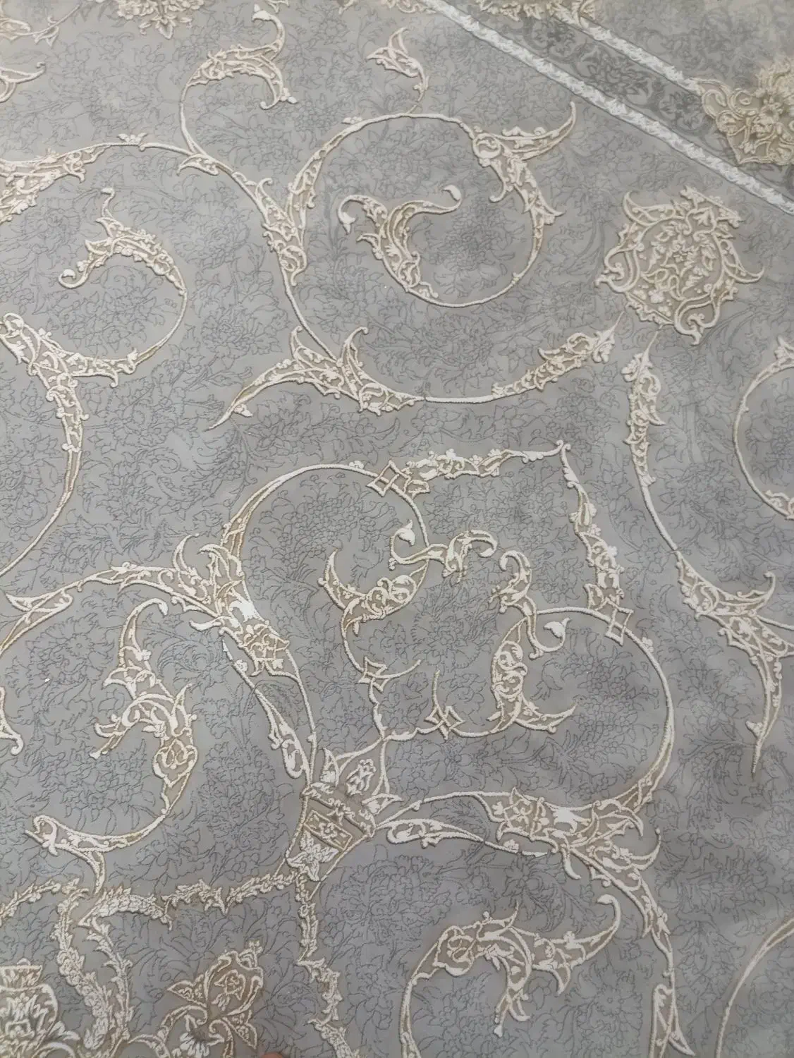 سه تا فرش طلا کوب 1200شانه تو خود فرش هم حک شده|فرش|نورآباد, |دیوار