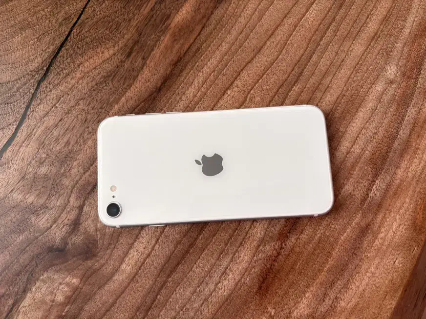 گوشی ایفون se2020|موبایل|تهران, میرداماد|دیوار