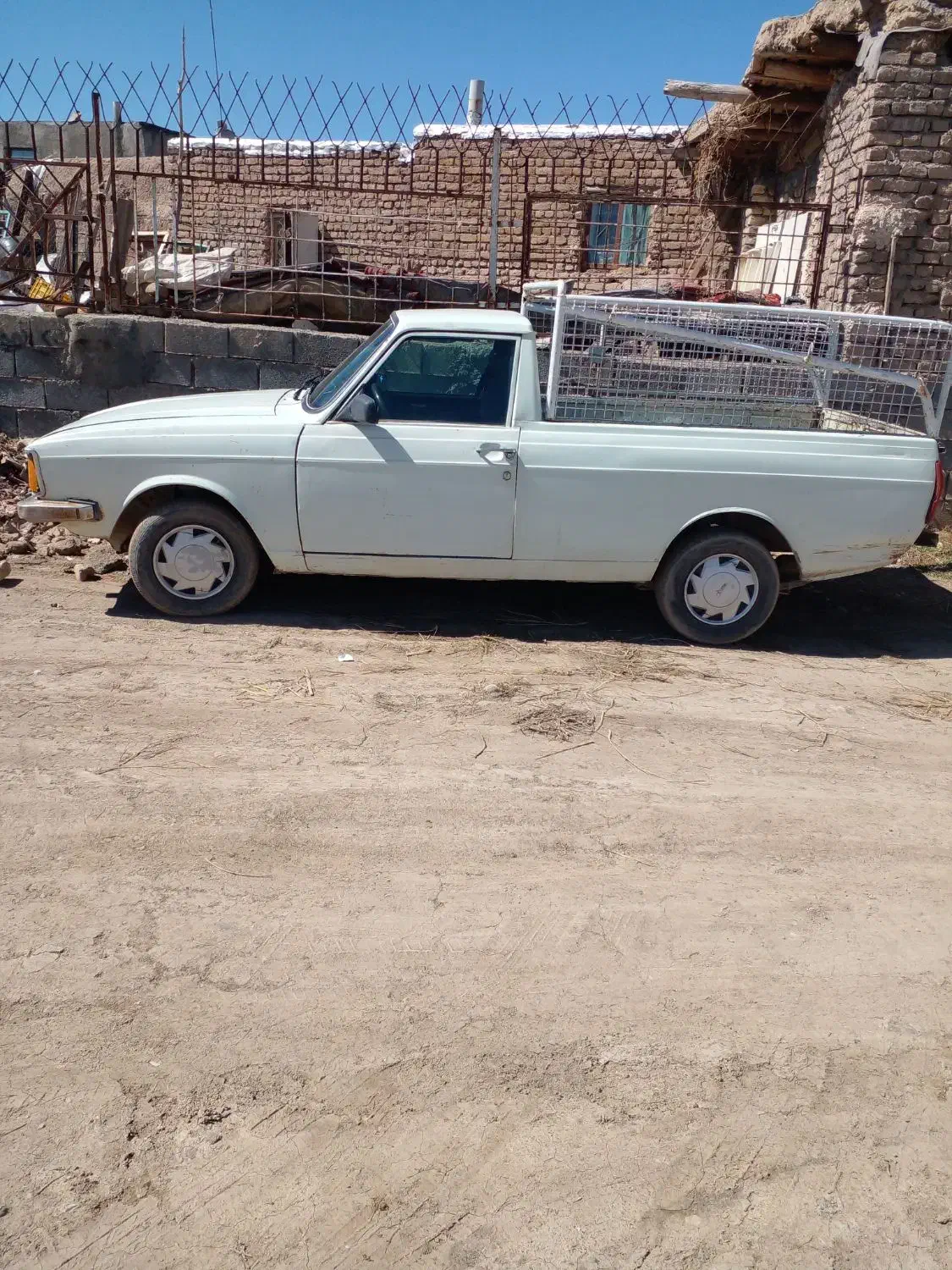 سلام.وانت پیکان مدل ۹۰ بنزینی .متور گیربکس سالم.|خودرو سواری و وانت|فریمان, |دیوار