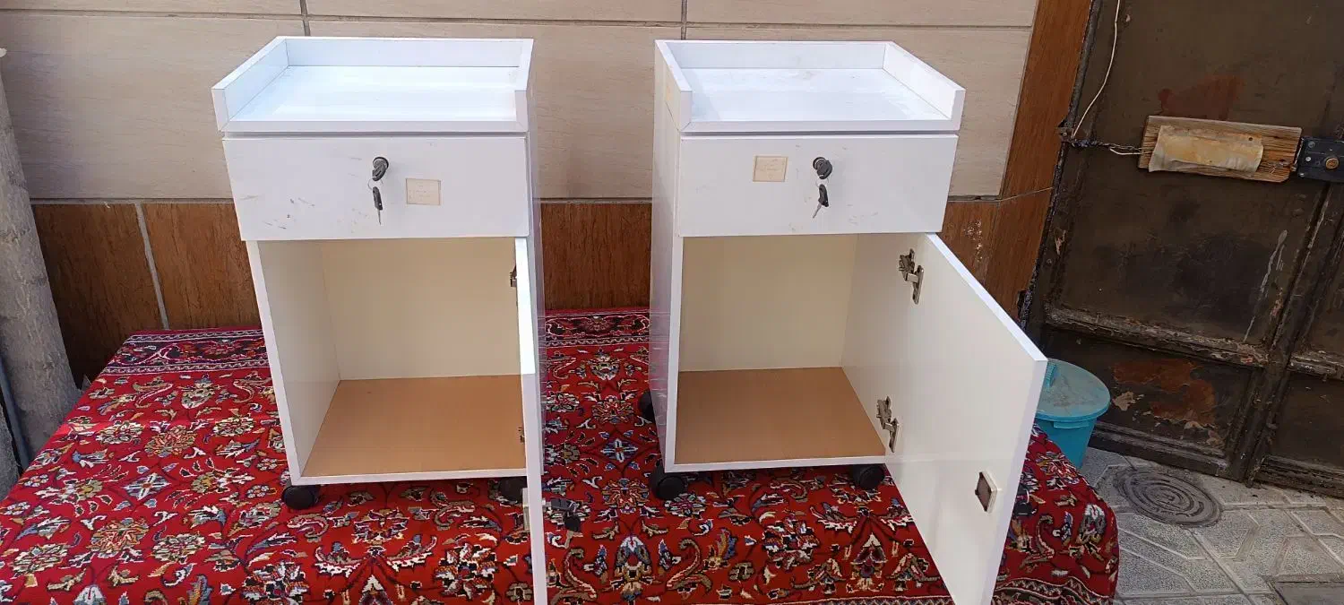 میز ترولی  کشو دار|آرایشگاه و سالن‌های زیبایی|مشهد, مقدم|دیوار