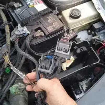 خدمات مکانیکی وجلوبندی صافکاری (سیار)|خدمات موتور و ماشین|آباده, |دیوار