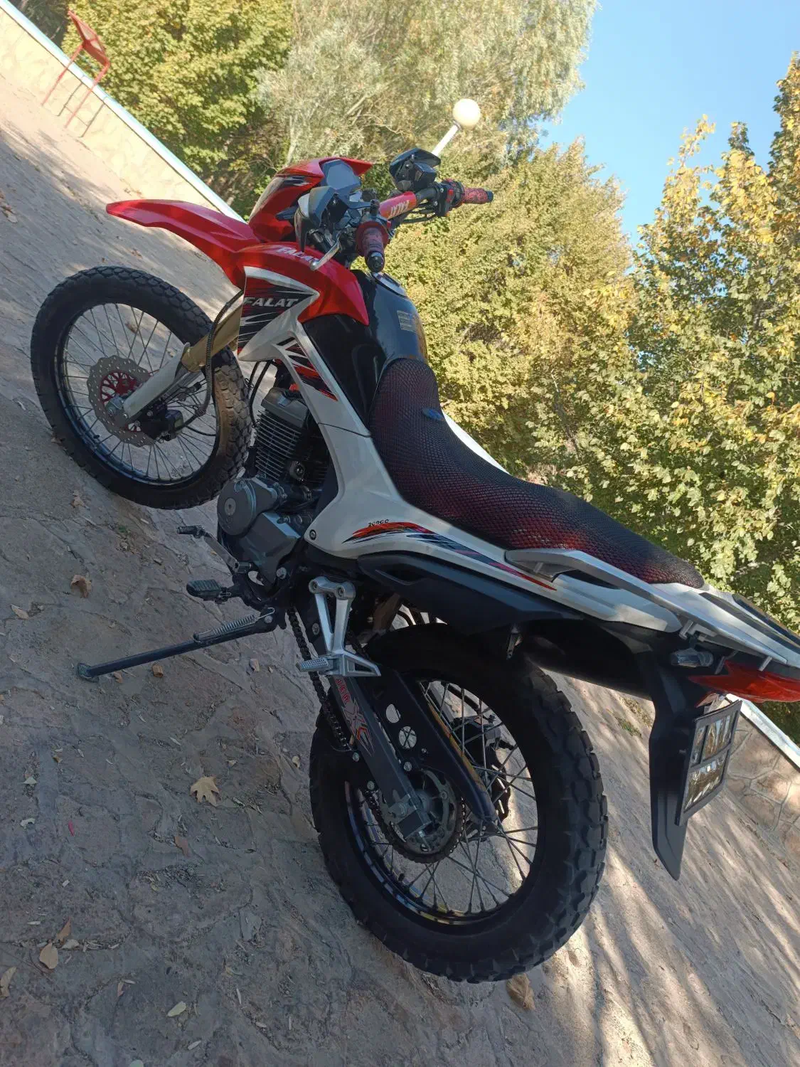 موتور فلات 200 1401|موتورسیکلت|صوفیان, |دیوار