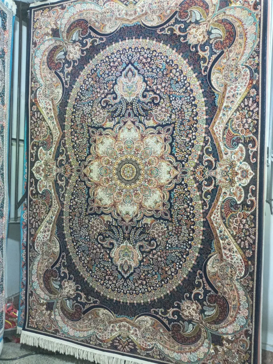 دو عدد فرش ۹متری ۷۰۰شانه ۲۵۵۰تراکم|فرش|محمدبار, |دیوار