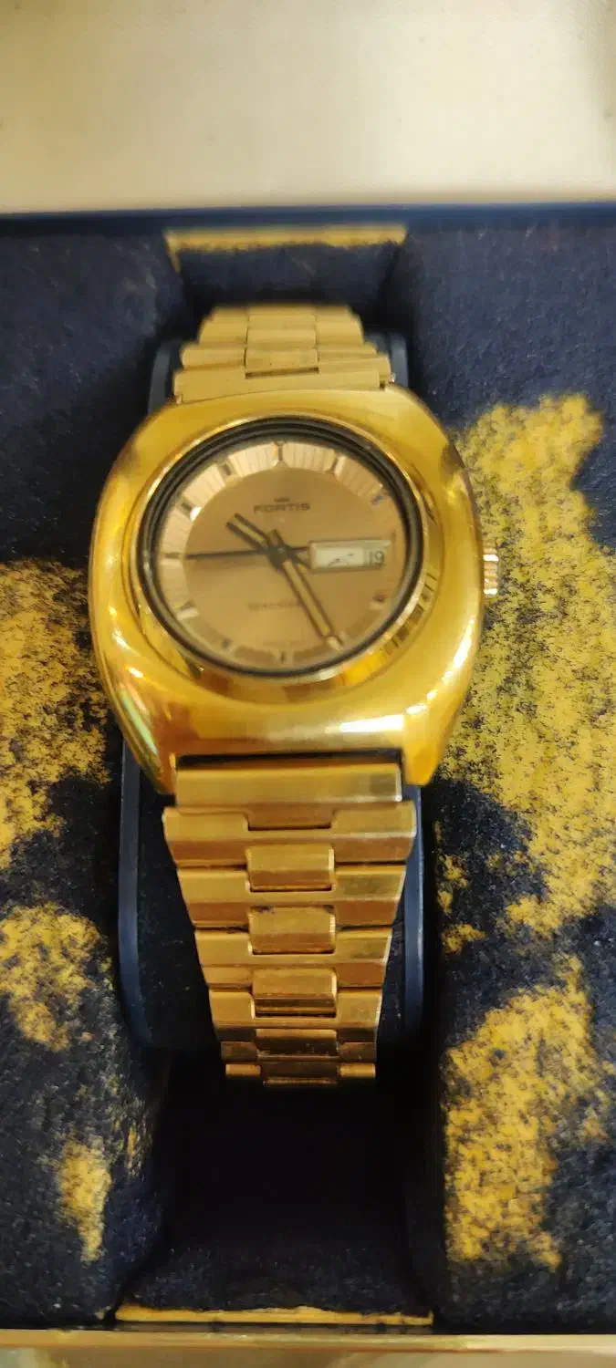 ساعت FORTIS اصل سوئیس و عتیقه نو نو نو|ساعت|شیراز, معالیآباد|دیوار