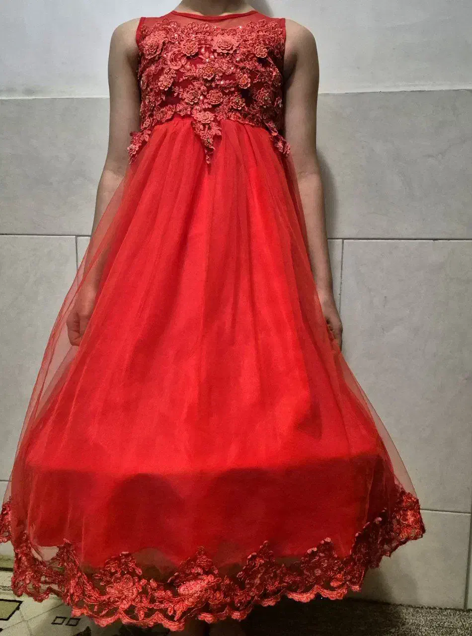 لباس مجلسی|لباس|ری, دولتآباد|دیوار