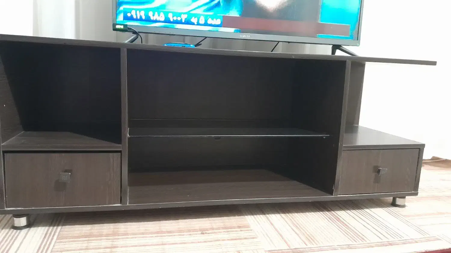 میز تلویزیون تمیز بدون خط خش چوب دادم ساختن|میز تلویزیون|نیشابور, سرآب کوشک|دیوار