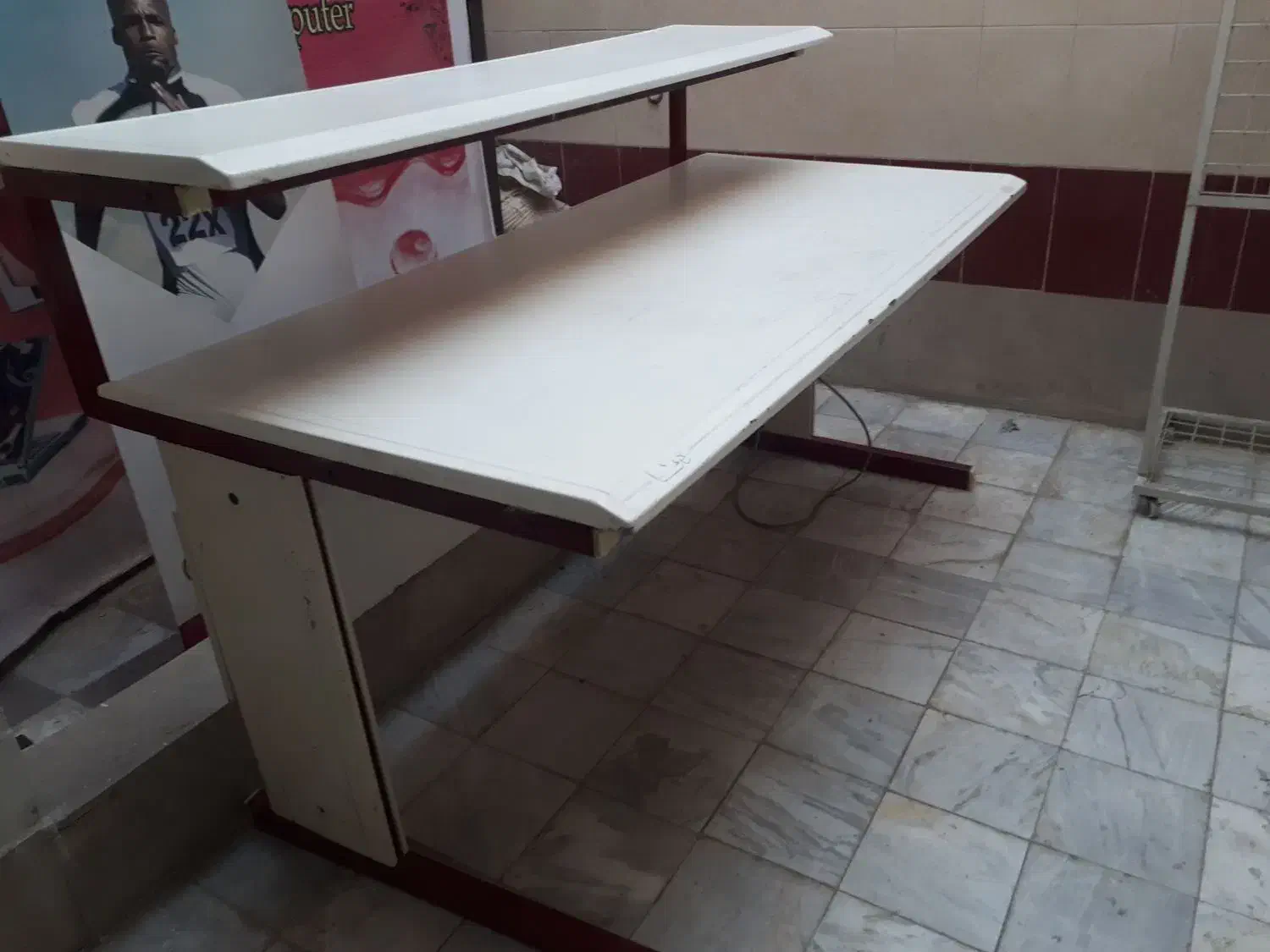 میز تحریر و کامپیوتر|میز تحریر و کامپیوتر|نورآباد, |دیوار