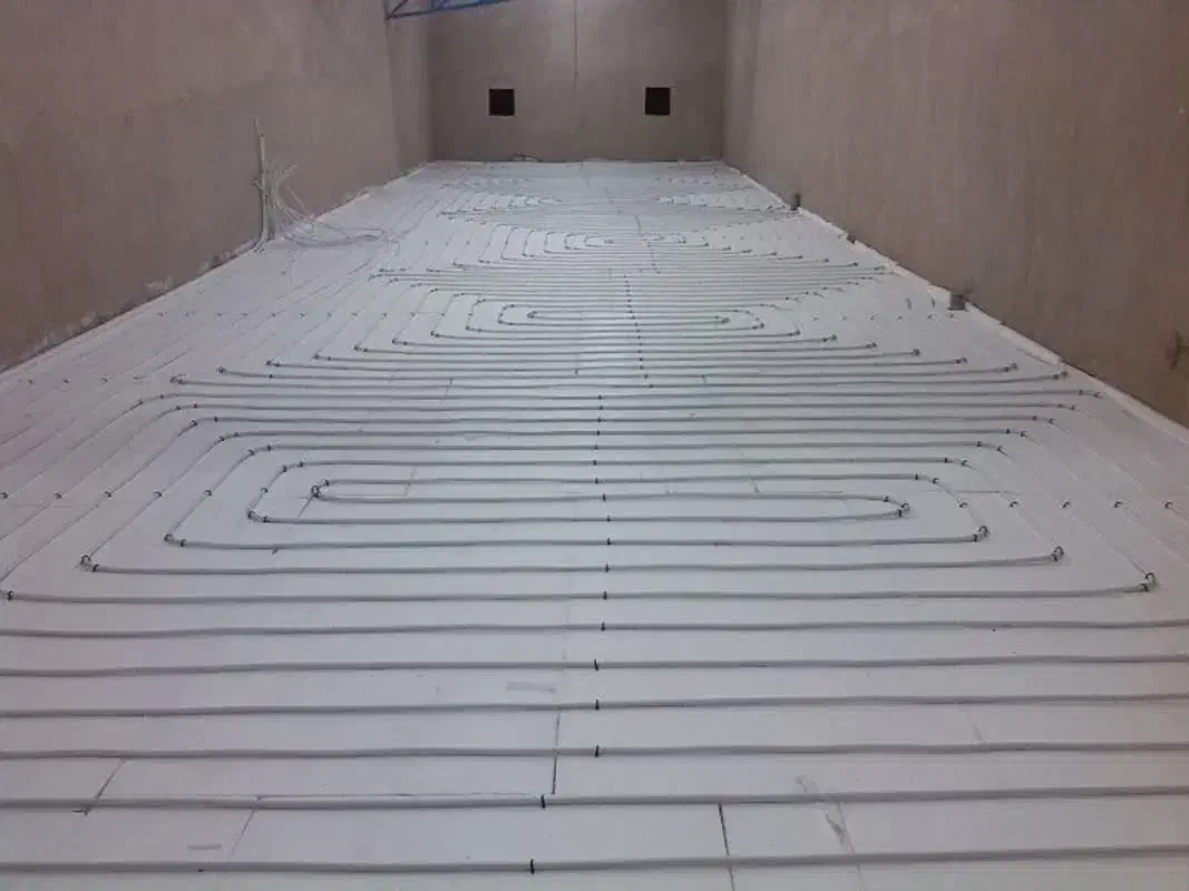 گرمایش از کف لوله کشی نصب رادیاتور شوفاژ پکیج پمپ|خدمات پیشه و مهارت|مشهد, امام خمینی|دیوار