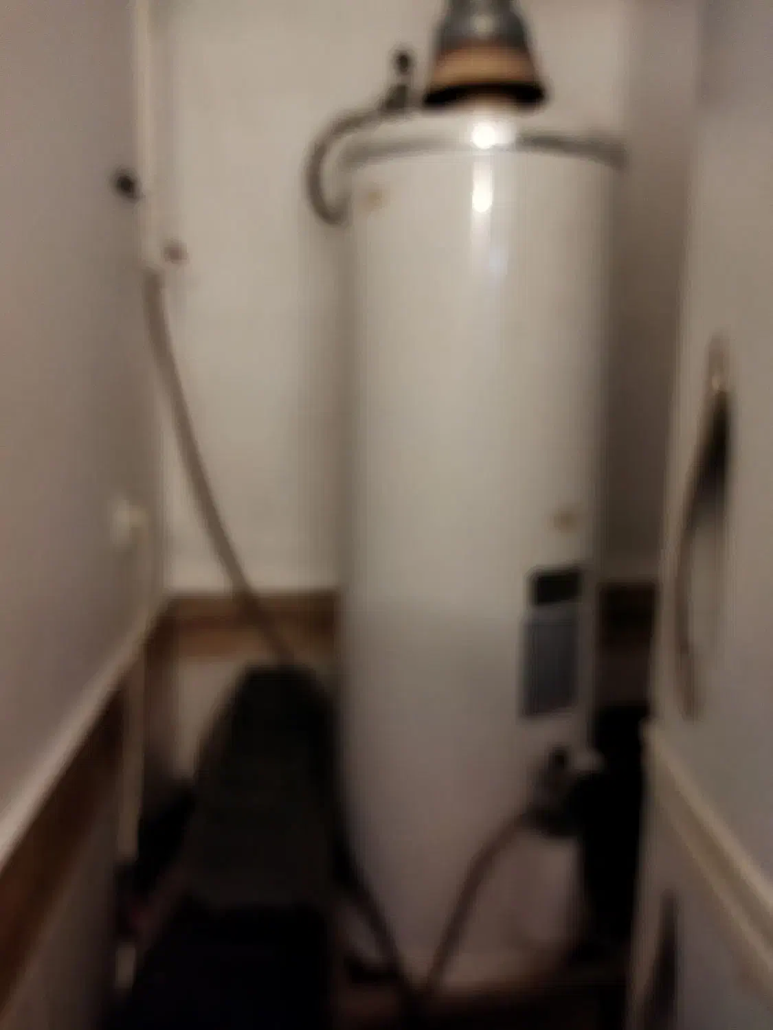 آبگرمکن|آبگرمکن، پکیج، شوفاژ|اندیمشک, |دیوار