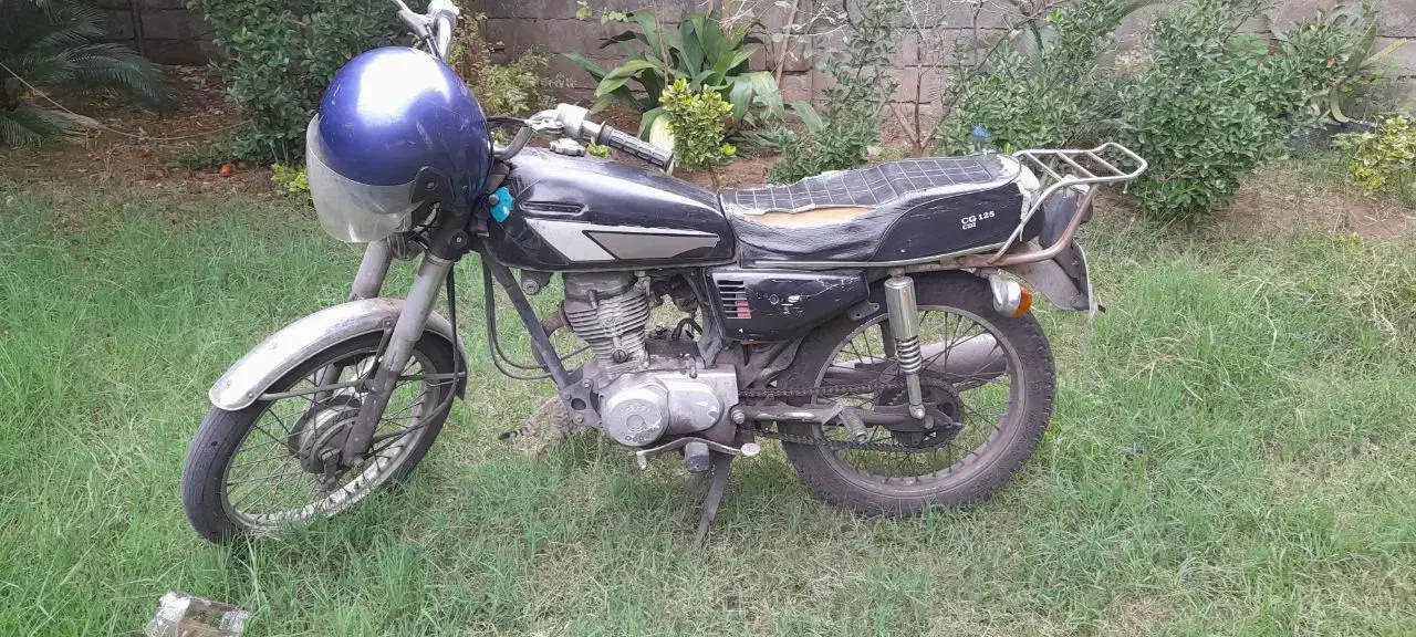فروش موتور هوندا ۱۲۵ طرح ونوس مدل ۸۴|موتورسیکلت|بندر انزلی, کارآموزی|دیوار