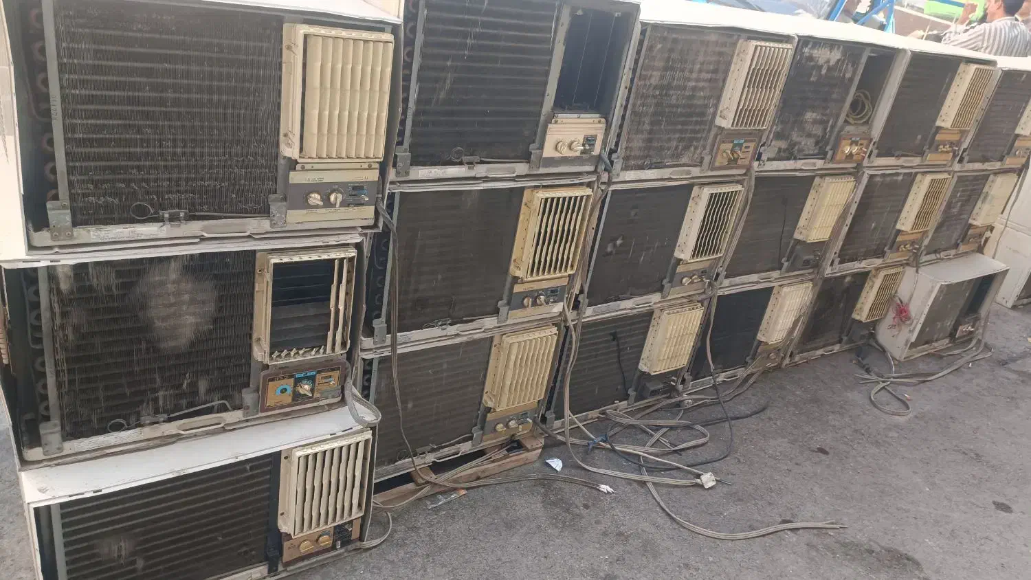 (بهترین خریدار) خرید فروش کولر گازی پنجره ای جنرال|کولر گازی و فن‌کوئل|سنندج, |دیوار