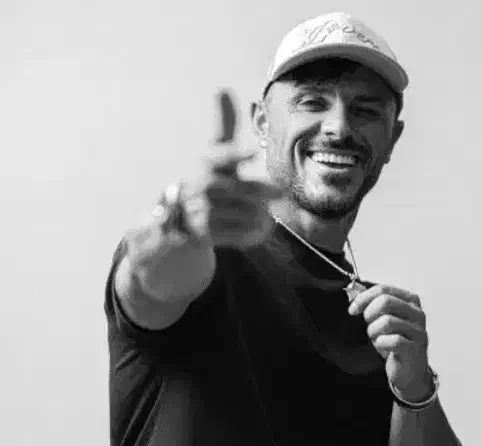 فروش ۱ عدد بلیت کنسرت آرمین زارعی|بلیت کنسرت|شیراز, نیایش|دیوار