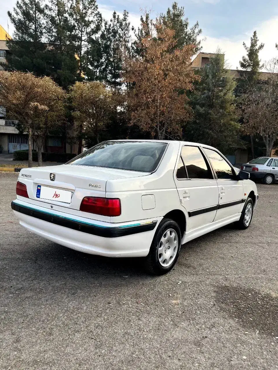 پارس 88سفارشی|خودرو سواری و وانت|همدان, |دیوار