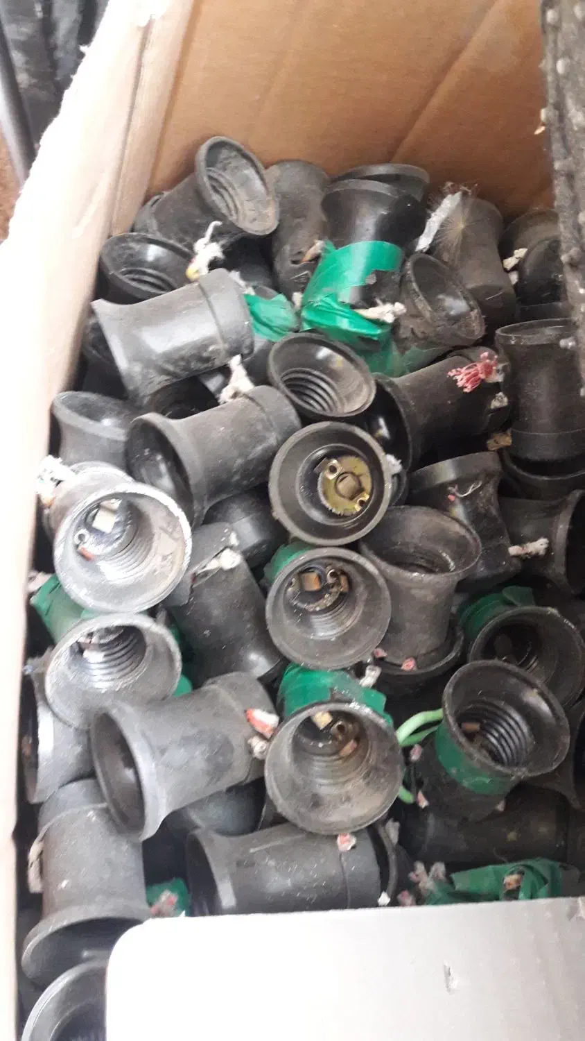 سرپیچ میخی مخصوص ریسه|ریسه و چراغ تزئینی|ملایر, |دیوار