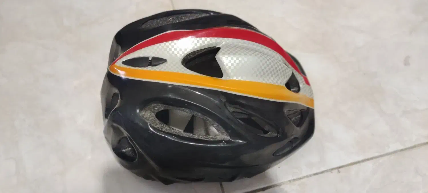 اسکیت بچگانه سایز ۲۸ تا ۳۳|دوچرخه، اسکیت، اسکوتر|جیرفت, |دیوار