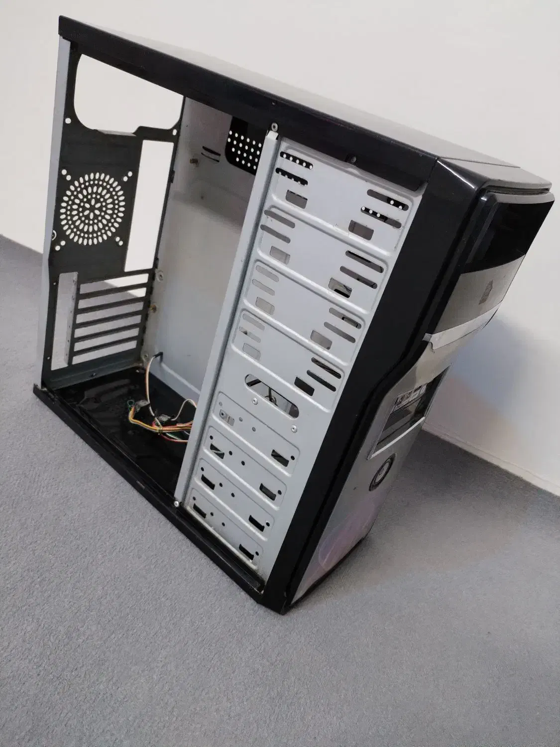 قاب کیس کامپیوتر|قطعات و لوازم جانبی رایانه|تهران, جوادیه|دیوار