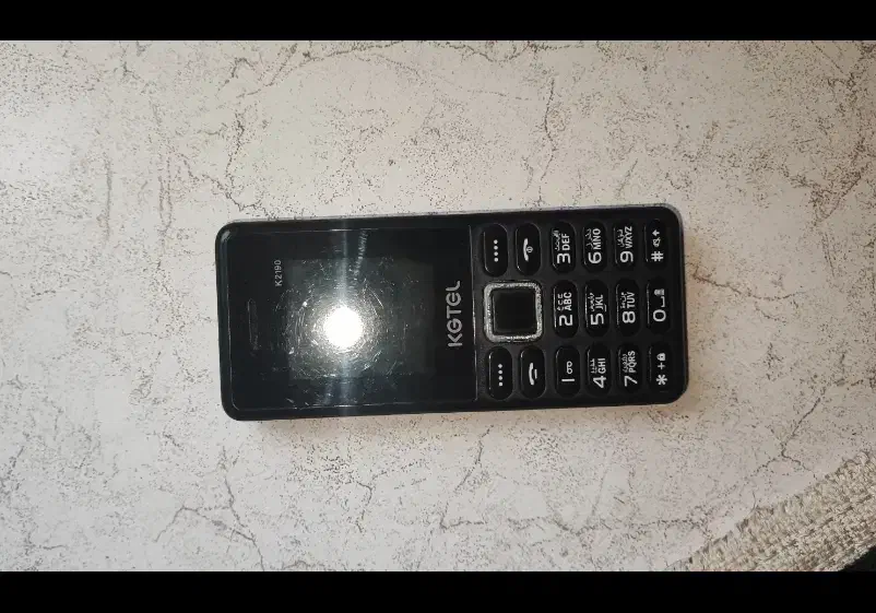 گوشی ساده|موبایل|لاهیجان, شیشه گران|دیوار