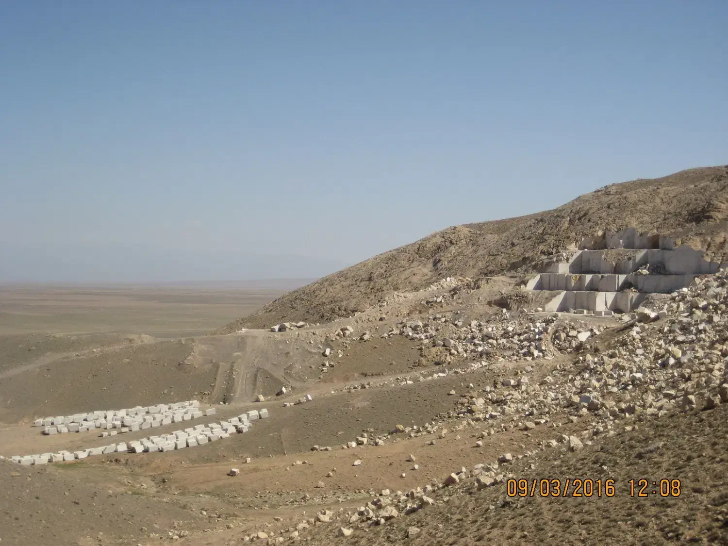 فروش 6000 تن کوپ مرمریت کرم استخوانی معدن خورشید|عمده‌فروشی|میان جلگه, |دیوار