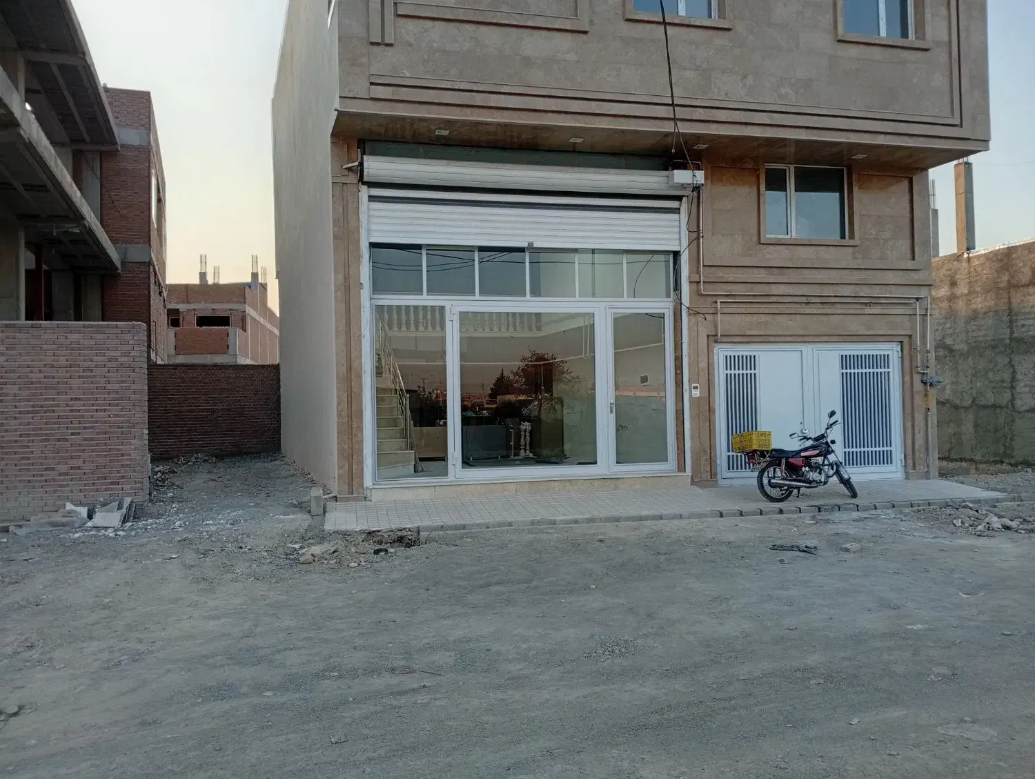 اجاره مغازه برا بنگاه|اجارهٔ مغازه و غرفه|محمدبار, |دیوار