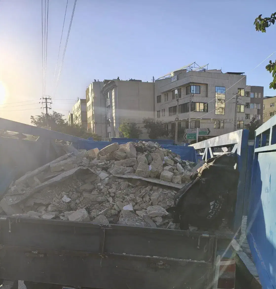 حمل خاک نخاله نیسان کمپرسی|خدمات حمل و نقل|مشهد, هفت تیر (نه دره)|دیوار