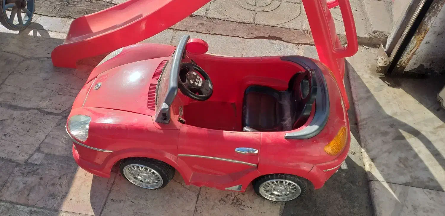 ماشین شارژی و سرسره|اسباب‌بازی بچه|شهریار, شهرک مصطفی خمینی|دیوار