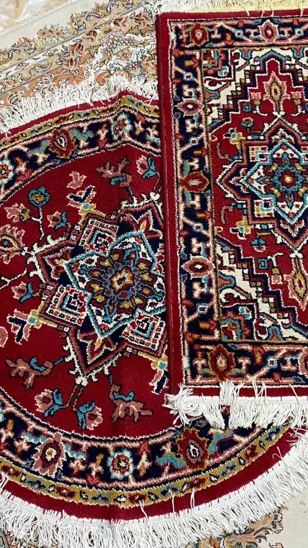 پادری و زیرپایی|پادری|تبریز, |دیوار