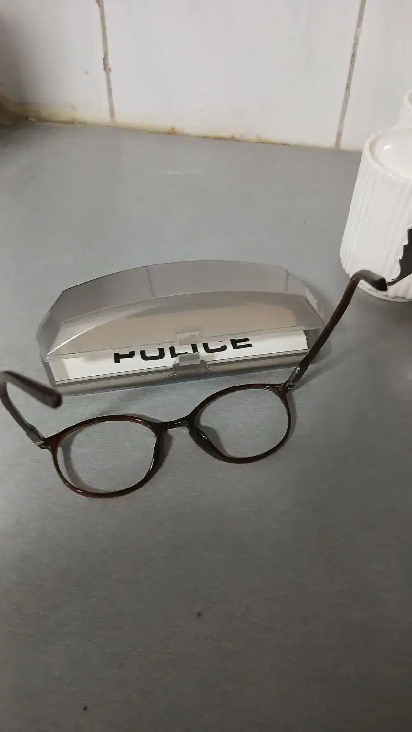 عینک سالم و بدون شکستگی|زیورآلات و اکسسوری|هشتگرد, شهرک بعثت|دیوار